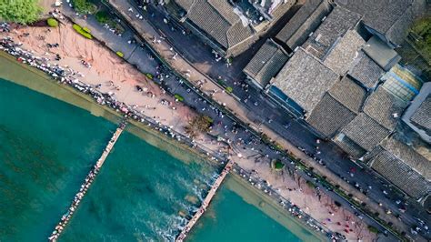 霍林河哪個洗浴帶堪稱城市的一道風景線